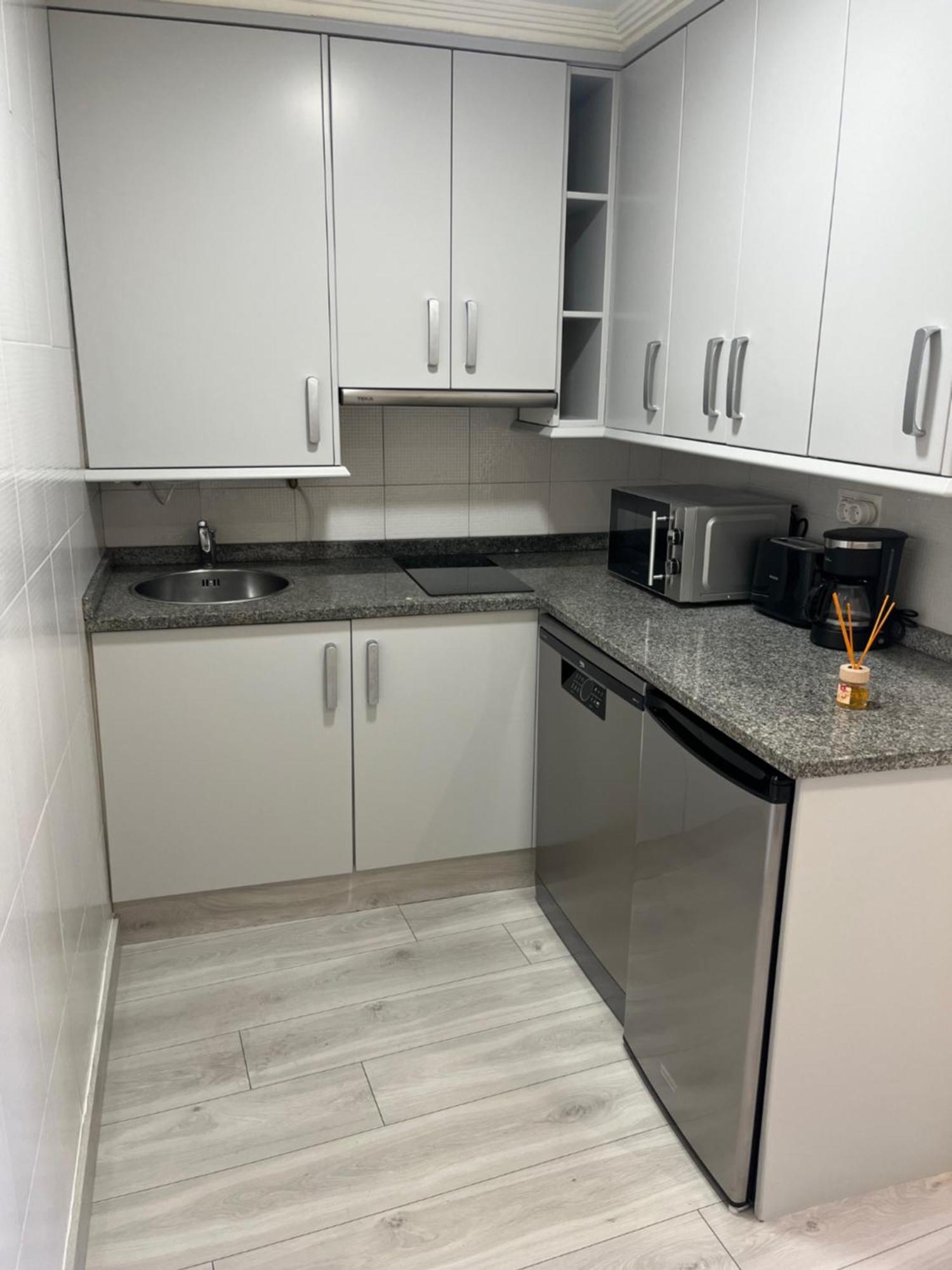 טינאו Apartamentos Turisticos Palacio De Meras מראה חיצוני תמונה