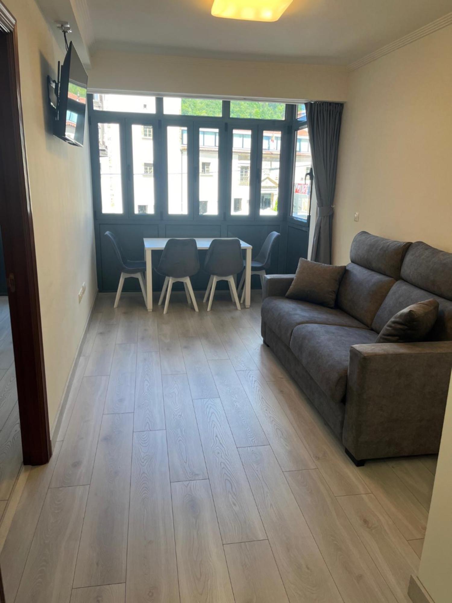 טינאו Apartamentos Turisticos Palacio De Meras מראה חיצוני תמונה