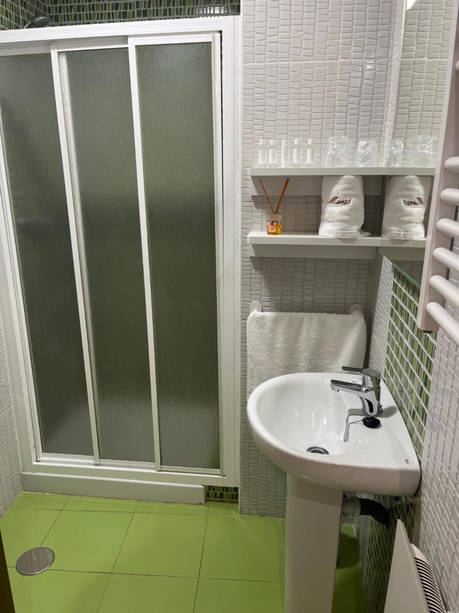טינאו Apartamentos Turisticos Palacio De Meras מראה חיצוני תמונה